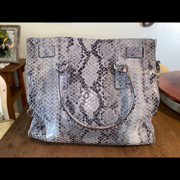 Michael Kors purse and wallet - Picture 2 of 7